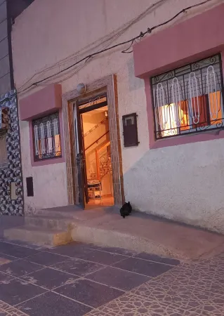 Entire house wheelchair accessible Отели в г. Уджда