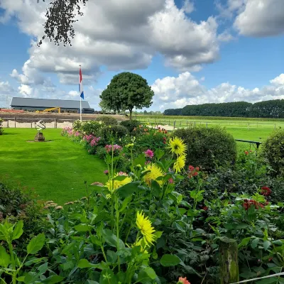 De Mast bij Fort Vechten,house in old farmhouse, on the countryside near Utrecht  호텔