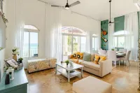 Refurbished BeachFront Penthouse - Music themed!