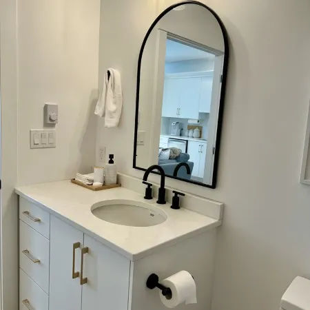 Cozy 1 Bedroom Apartment Downtown Dartmouth