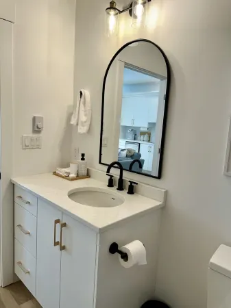 Cozy 1 Bedroom Apartment Downtown Dartmouth