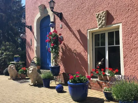 Beautiful sunny cozy design apartment to relax with 2 bedrooms Отели в г. Нутеталь