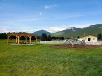 Cozy Fireside Cottage - White Goat