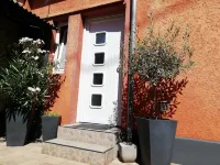 Cozy apartment on the beautiful harbor of Wiesbaden-Schierstein - 3성급