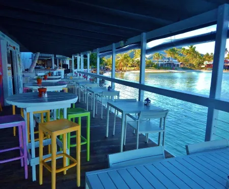 Perfect Romantic Getaway @Point Pleasant/3 Pools/Sun & Sea Grill!  Book Now!