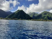 Quiet detached house near the famous Teahupo'o wave Hotels in Teahupoo