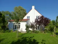 Fantastic luxury house near the beach in a large beautiful garden