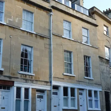 Grade II listed terraced house in Bath, Somerset