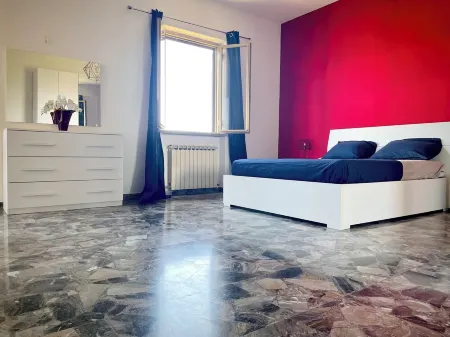 Luminoso Appartamento Zona Montefalco Отели в г. Монтефалько