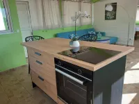 Atypical cottage ideally located for visiting the whole of Martinique. Hotels in Riviere-Salee