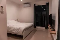 3-Bedroom Pool Villa Near the Beach
