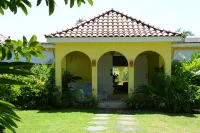 WESTERLEE  3 bedroom  2 bathroom with POOL Hotels in Mount Standfast