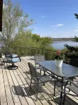 Family Friendly Home in Regina Beach Hotels in 