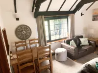 2 Bed, Dog Friendly Cottage, on Bodmin Moor, Cornwall, Ladydown Cottage