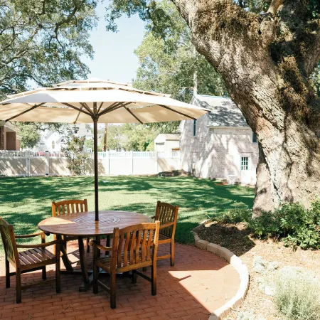 The Carriage House Inn Bed and Breakfast