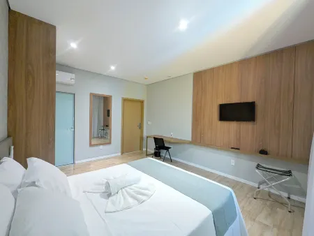 Hotel Jardim Iracema Отели в г. Теофилу-Отони