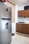 Beautiful remodeled condo near beach !