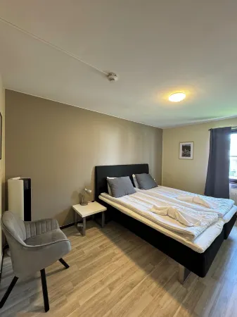 Ullångers Hotell & Restaurang Отели в г. Skog