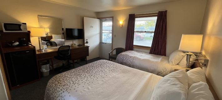 Bay Motel Hotels in Brown County