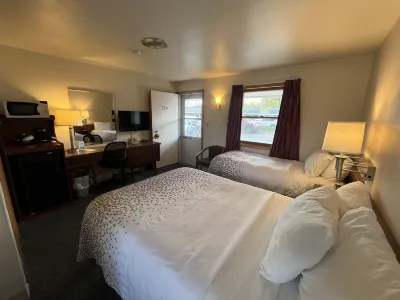 Bay Motel