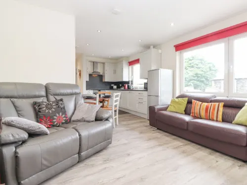 Jakanori Hotels in Staveley