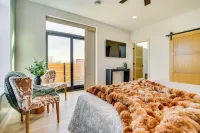 1 Block to Lake City Marina: Condo w/ Rooftop Deck -  Appartamenti vacanze