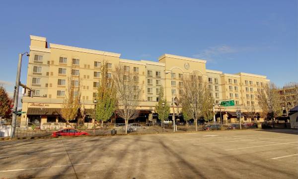 The Grand Hotel - Salem