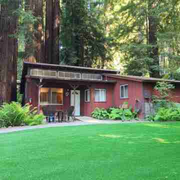 Fern River Resort Hotel Exterior