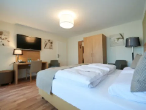 Hotel & Restaurant Rizzelli Superior Hotels in Landkreis Neustadt a.d.Aisch-Bad Windsheim
