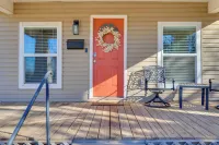 Historic Home Half-Mile to Downtown Guthrie!