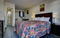Sunny Beach Motel