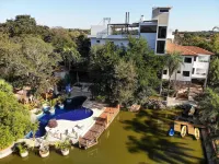 Los Lagos Resort Hotel Hoteles en Capiatá