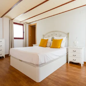 Apartamentos Sherry Center