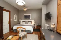 Danby House Hotels in Markdale