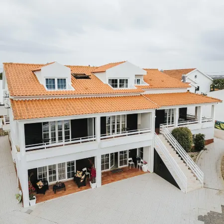 O House Ericeira Hills