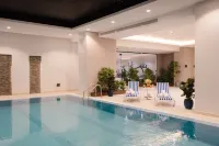 Cantonal Hotel Riyadh - 游泳池