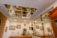 Logis Hotel & Restaurant Bergeret Sport Hotels in Hendaye