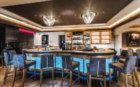 Wellnesshotel Cervosa - بار