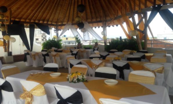 Hotel Cafe Plaza - Housity