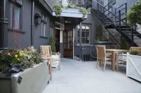 Royal Ship Hotels in Dolgellau