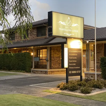 Ballina Travellers Lodge Отели рядом с Аэропорт Байрон Гейтуэй