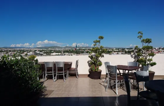 奇瓦瓦廣場酒店