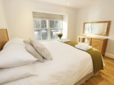 Macan Hotels in Claife