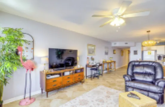 Walkable Beachfront Retreat on Cedar Key!