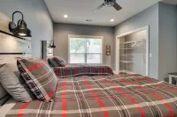 Modern Norfork River Cabin Rental w/ Shared Dock! - 3-Star