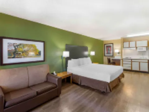 Extended Stay America Select Suites - Denver - Cherry Creek Hotels in Glendale