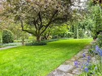 The Latch Inn Hotels near Panorama Recreation