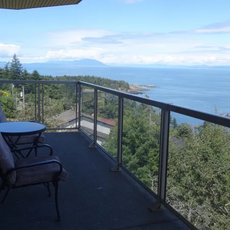 Gibralter Rock Ocean View B&B