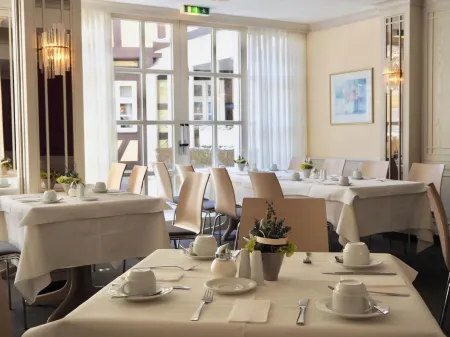 Arvena Reichsstadt Hotel