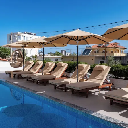 Monel Hotel
